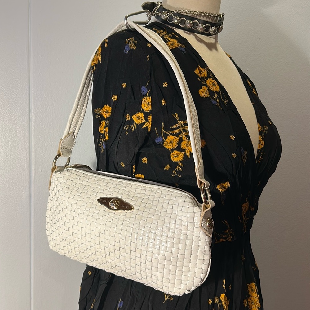 Elliott Lucca woven leather gorgeous shoulder bag